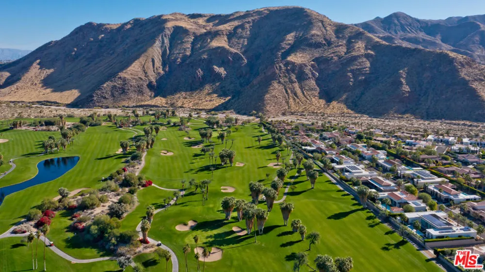 1062 Bella Vista Vista Palm Springs, CA 92264