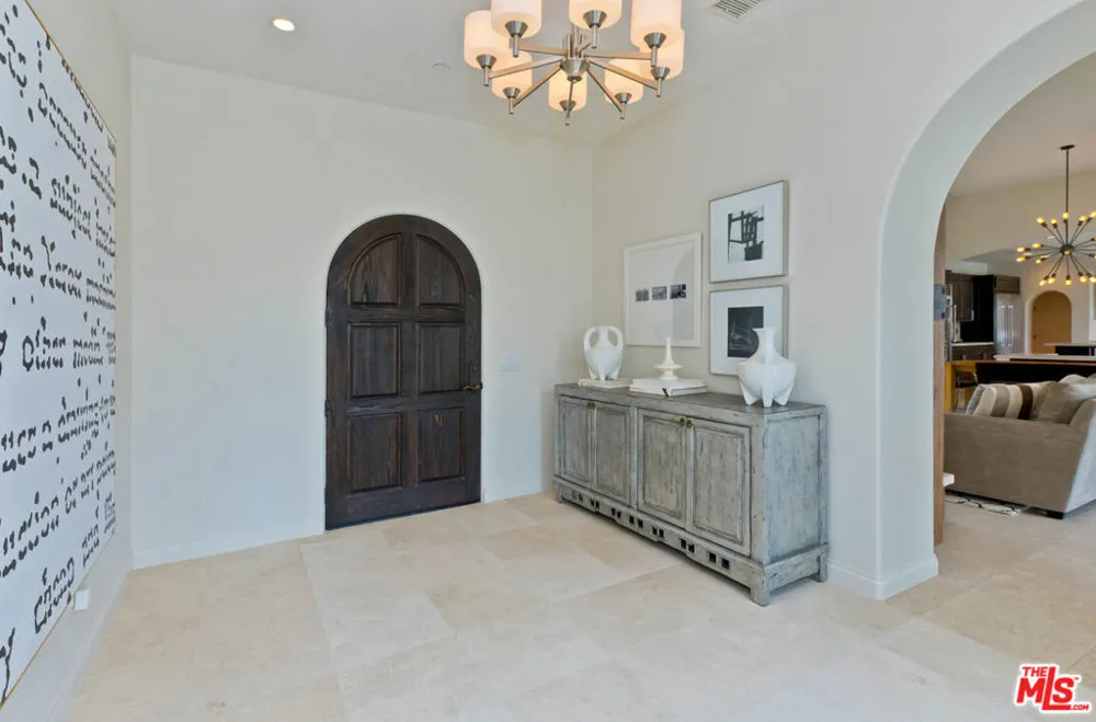 1062 Bella Vista Vista Palm Springs, CA 92264