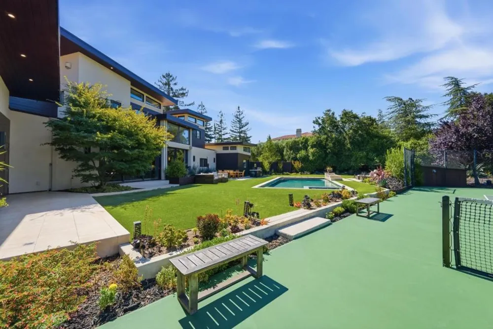 12271 Hilltop Drive Los Altos Hills, CA 94024