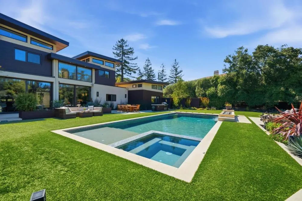 12271 Hilltop Drive Los Altos Hills, CA 94024