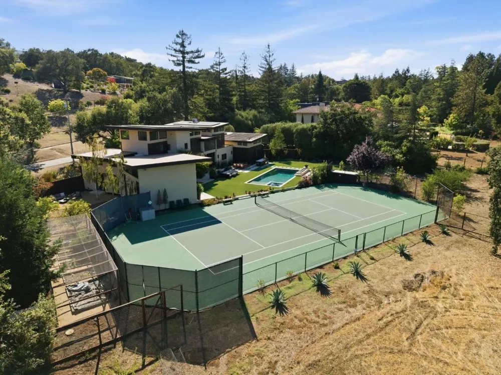 12271 Hilltop Drive Los Altos Hills, CA 94024