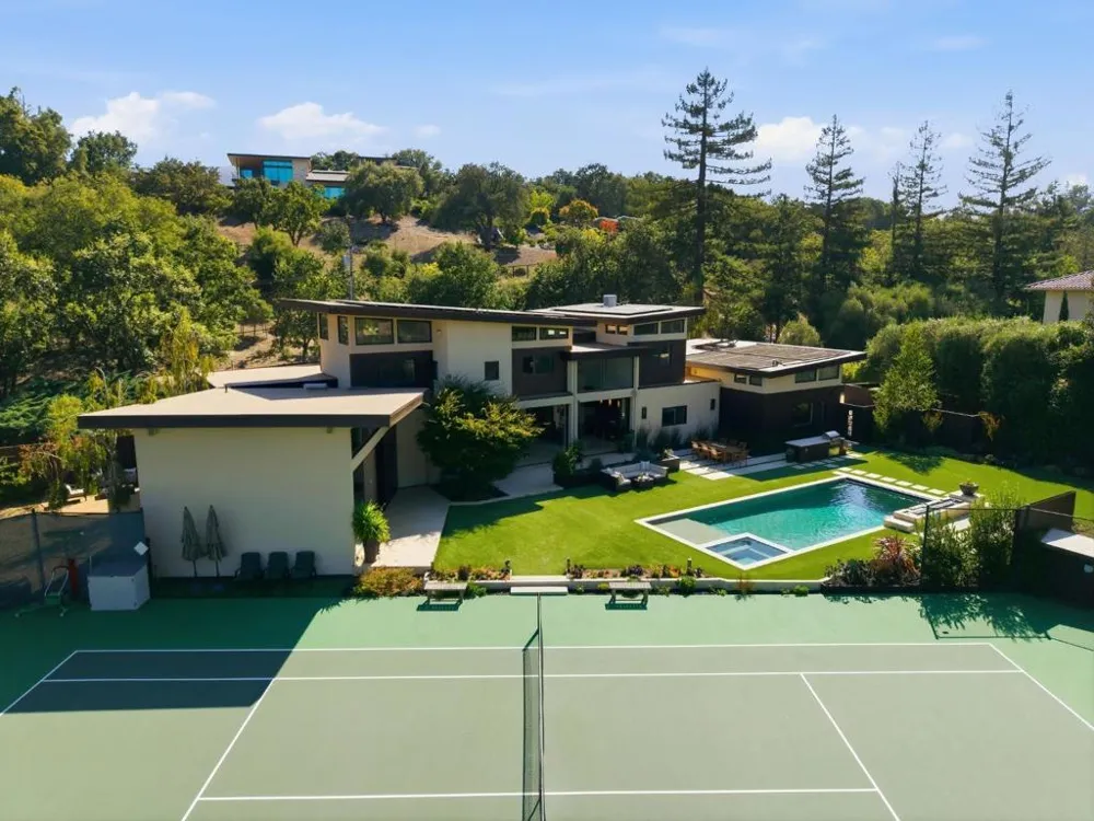 12271 Hilltop Drive Los Altos Hills, CA 94024
