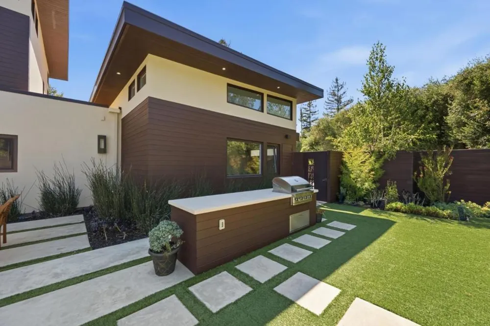 12271 Hilltop Drive Los Altos Hills, CA 94024