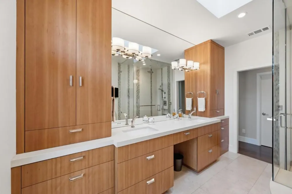 12271 Hilltop Drive Los Altos Hills, CA 94024