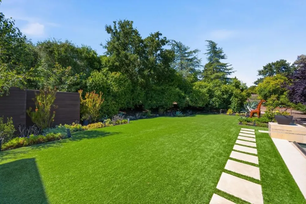 12271 Hilltop Drive Los Altos Hills, CA 94024