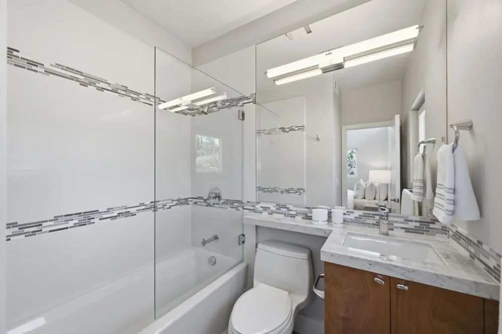 12271 Hilltop Drive Los Altos Hills, CA 94024