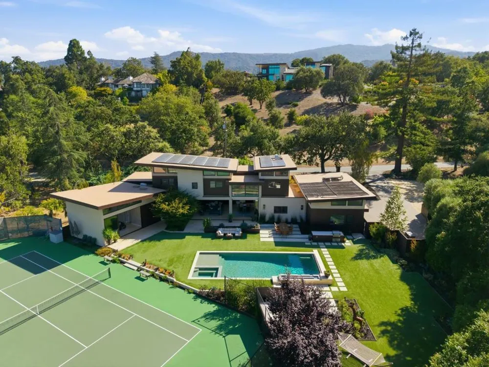 12271 Hilltop Drive Los Altos Hills, CA 94024