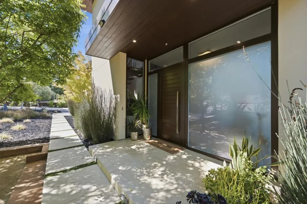 12271 Hilltop Drive Los Altos Hills, CA 94024