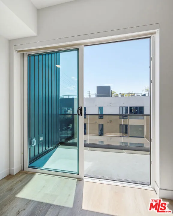 3555 Overland Avenue #604 Los Angeles, CA 90034