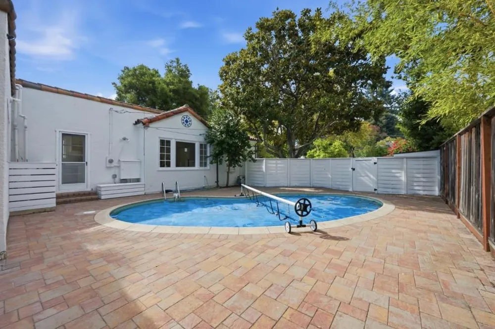 1535 Cowper Street Palo Alto, CA 94301