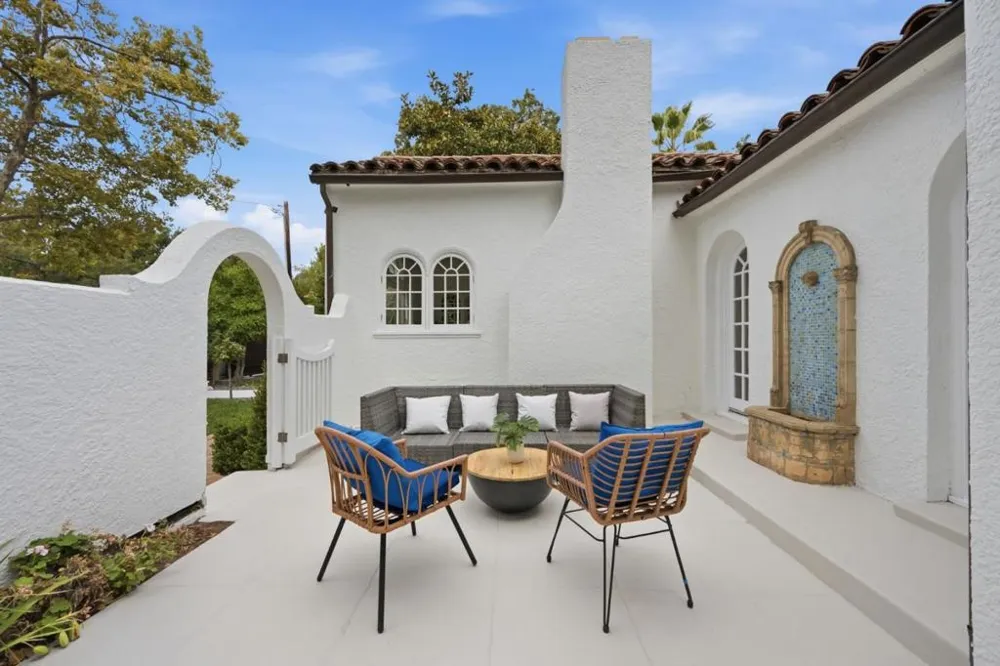 1535 Cowper Street Palo Alto, CA 94301