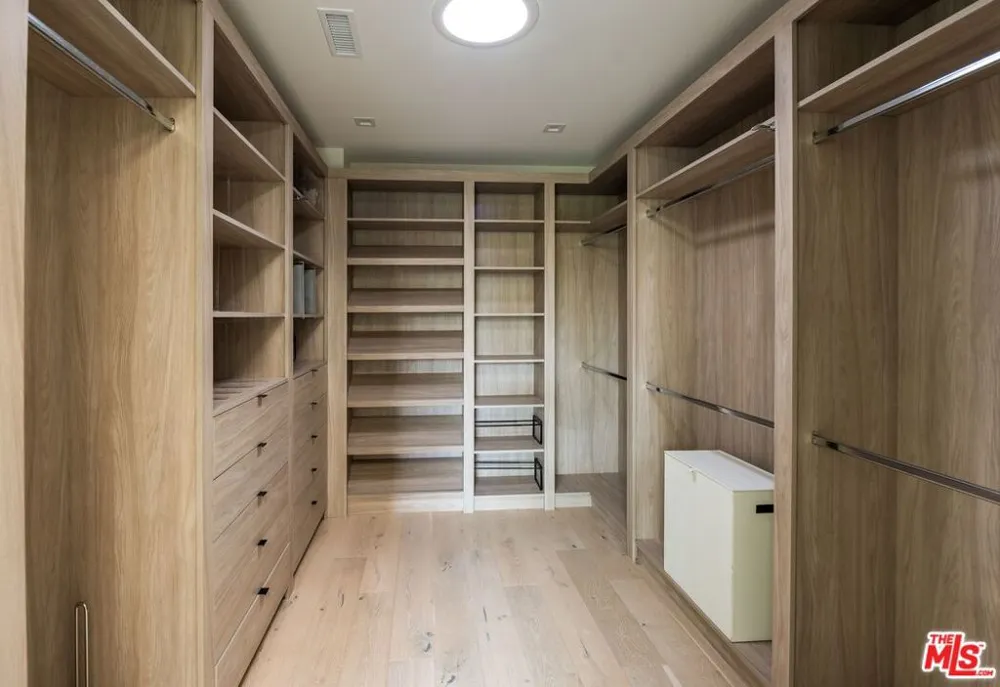 734 18th Street Santa Monica, CA 90402