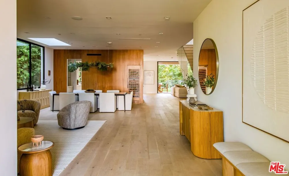 734 18th Street Santa Monica, CA 90402