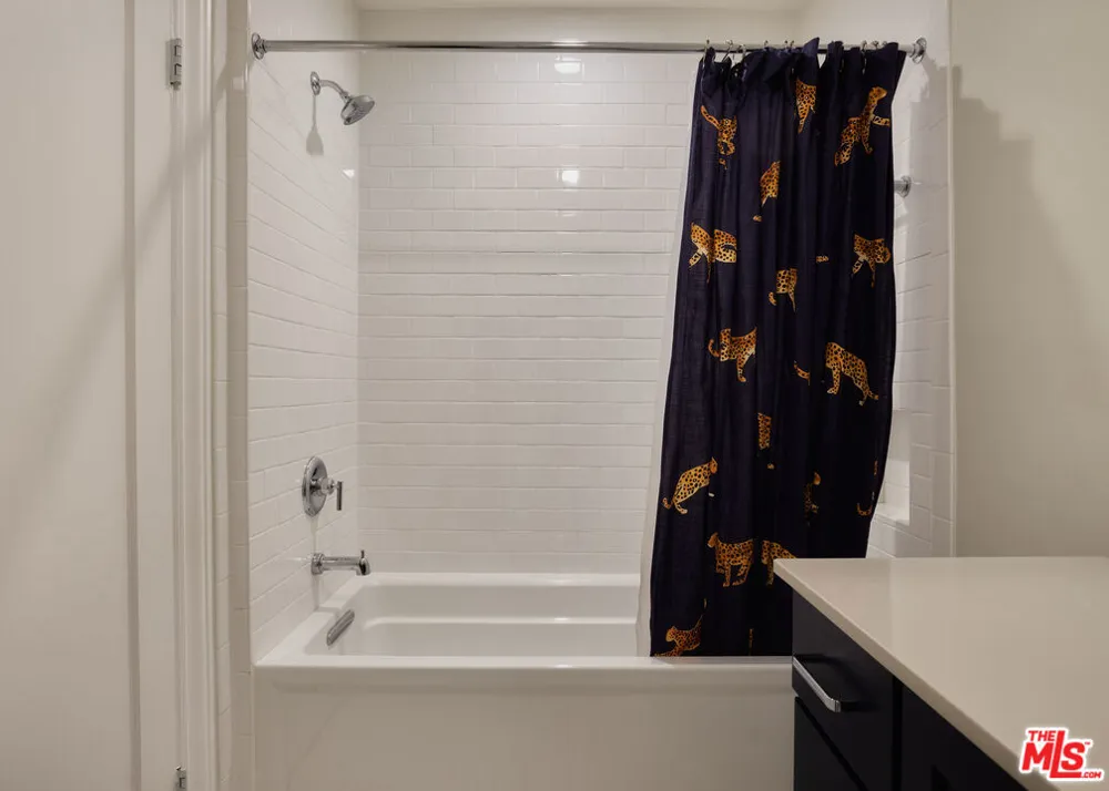 4753 Ambrose Avenue Los Angeles, CA 90027