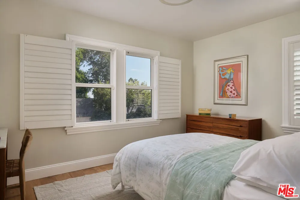 4753 Ambrose Avenue Los Angeles, CA 90027