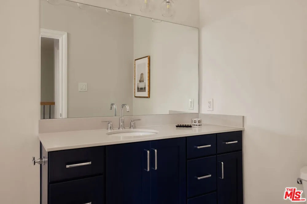 4753 Ambrose Avenue Los Angeles, CA 90027