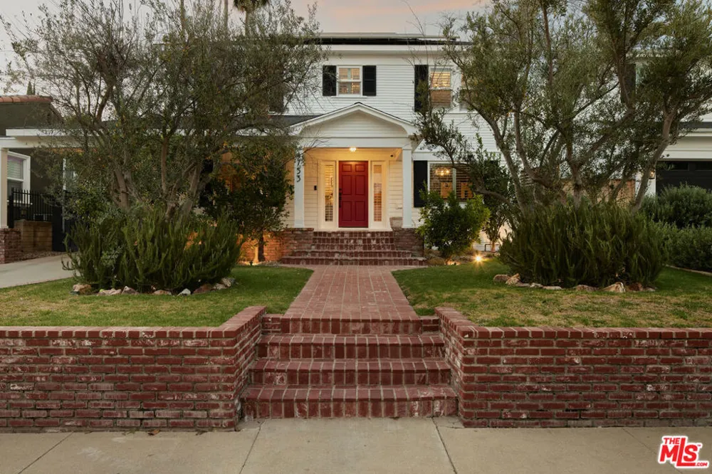 4753 Ambrose Avenue Los Angeles, CA 90027