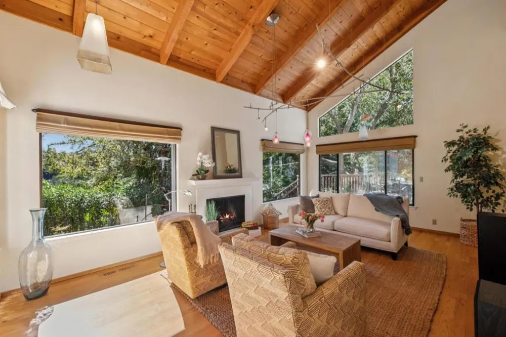 23584 Skyview Terrace Los Gatos, CA 95033
