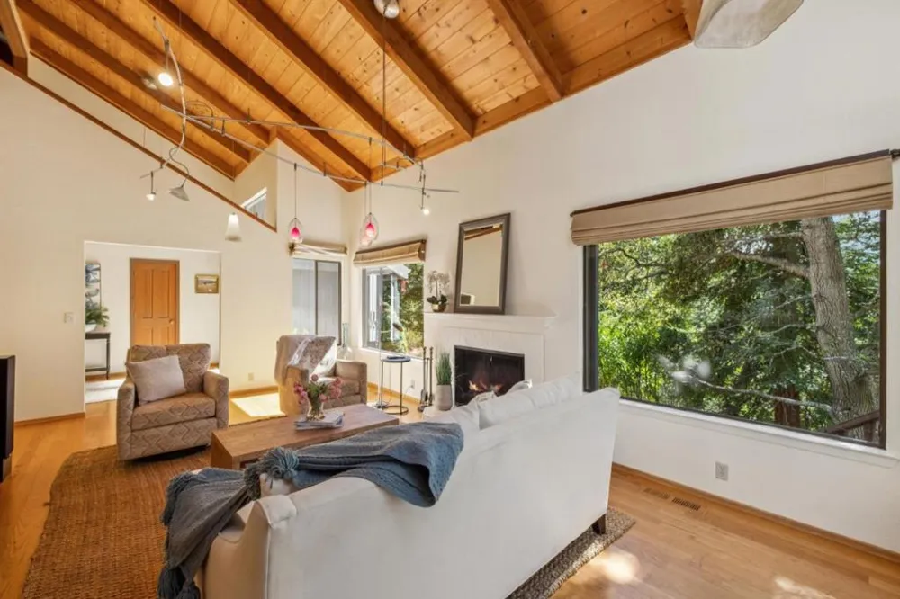 23584 Skyview Terrace Los Gatos, CA 95033