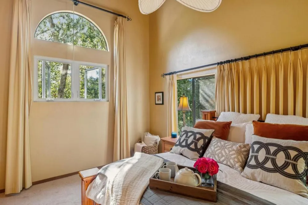 23584 Skyview Terrace Los Gatos, CA 95033