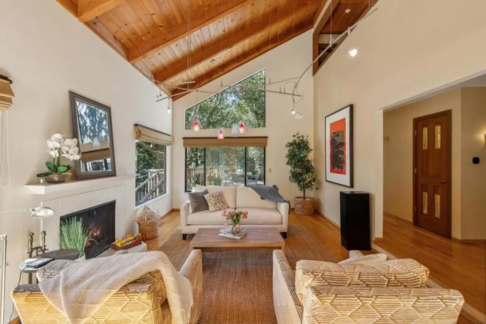 23584 Skyview Terrace Los Gatos, CA 95033