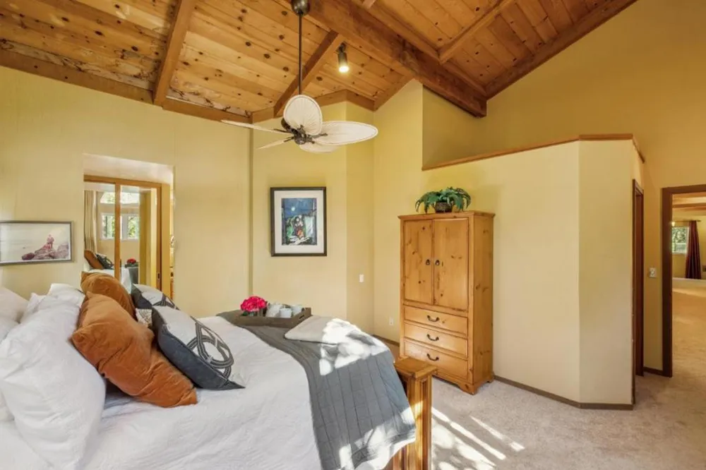 23584 Skyview Terrace Los Gatos, CA 95033