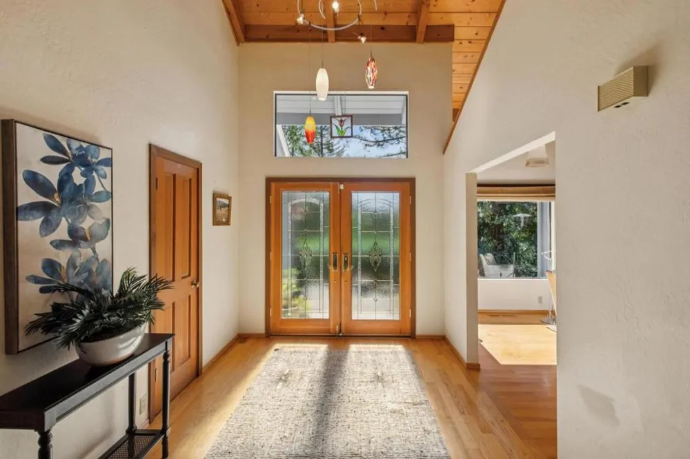 23584 Skyview Terrace Los Gatos, CA 95033