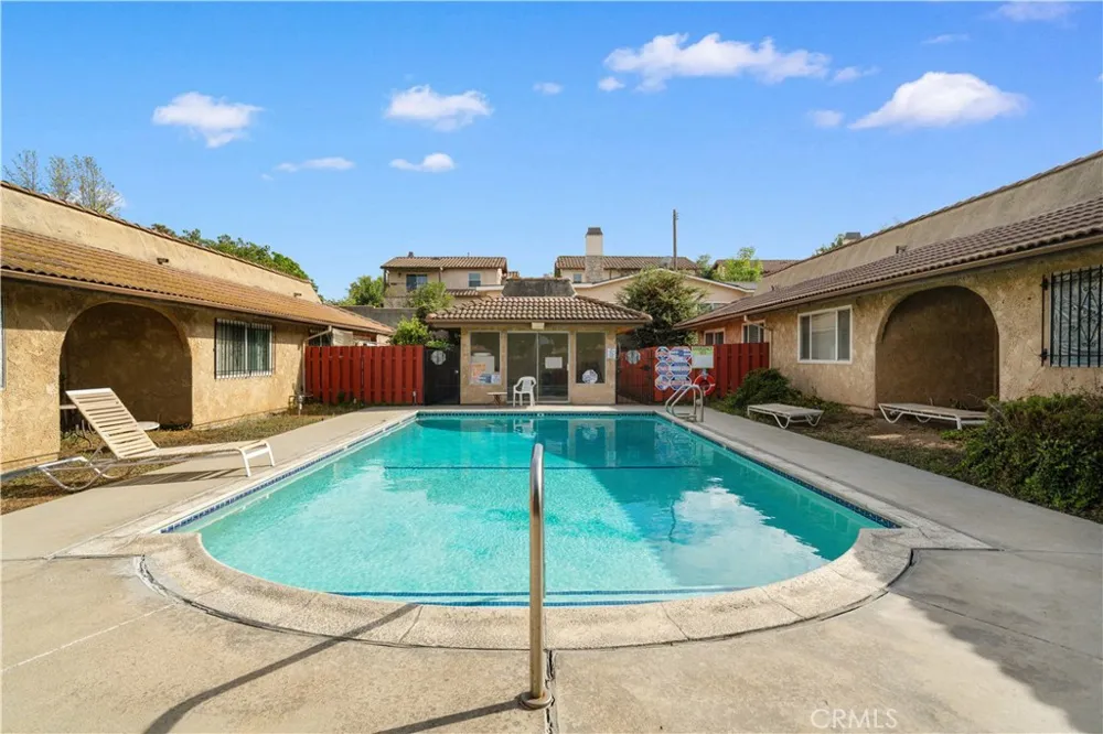 422 E Newmark #B Monterey Park, CA 91755