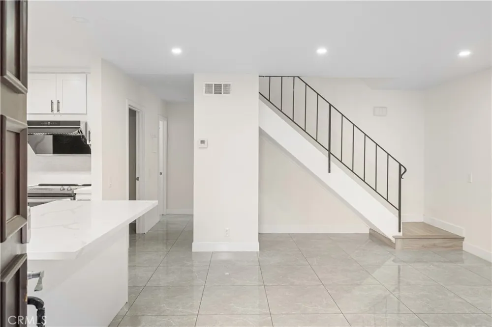 422 E Newmark #B Monterey Park, CA 91755
