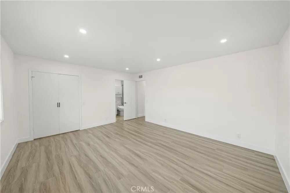 422 E Newmark #B Monterey Park, CA 91755