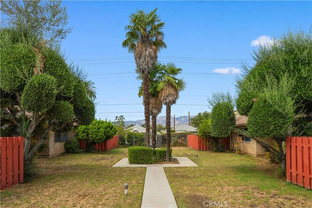 422 E Newmark #B Monterey Park, CA 91755