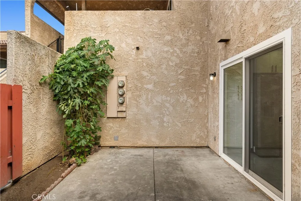 422 E Newmark #B Monterey Park, CA 91755