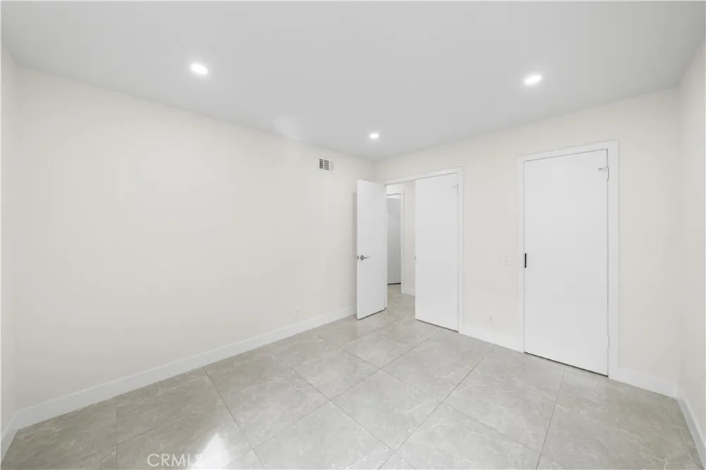 422 E Newmark #B Monterey Park, CA 91755