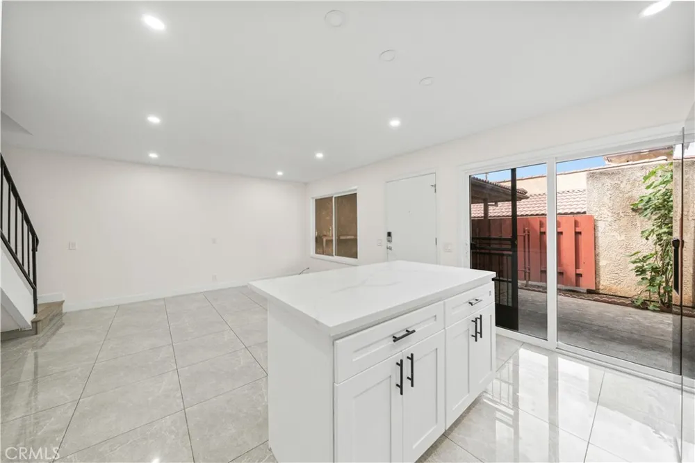 422 E Newmark #B Monterey Park, CA 91755