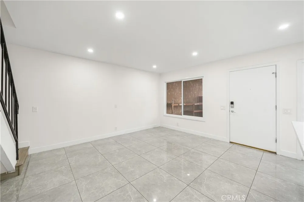 422 E Newmark #B Monterey Park, CA 91755