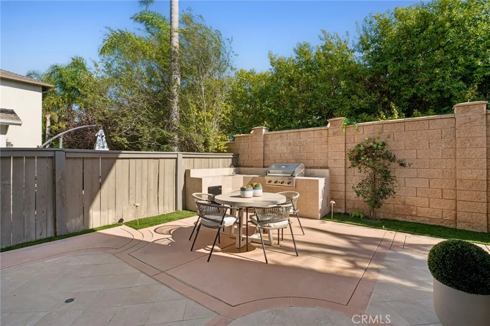 5266 Acorn Huntington Beach, CA 92649