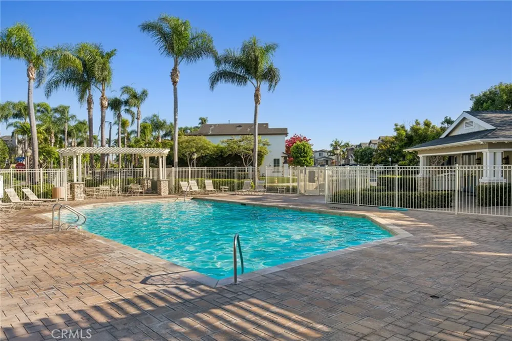 5266 Acorn Huntington Beach, CA 92649