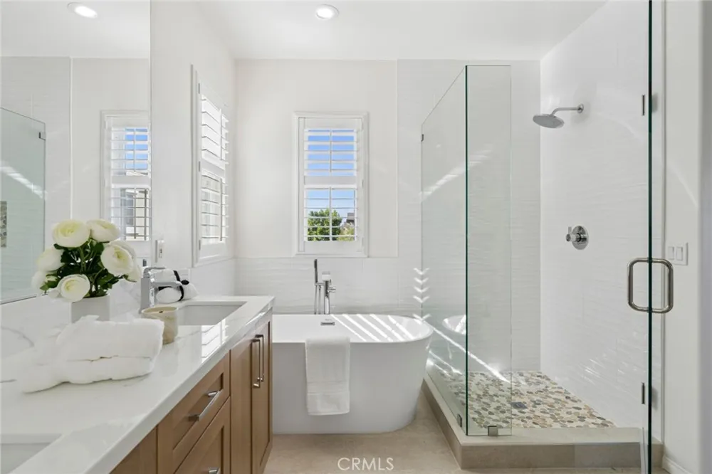 5266 Acorn Huntington Beach, CA 92649