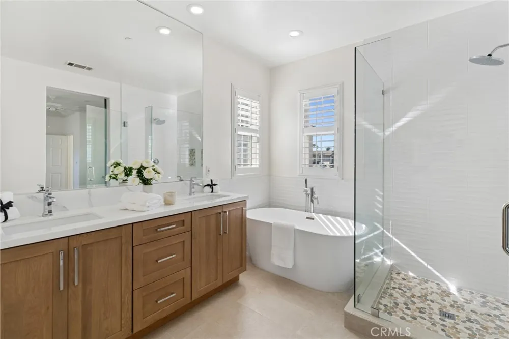 5266 Acorn Huntington Beach, CA 92649