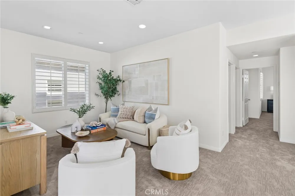5266 Acorn Huntington Beach, CA 92649