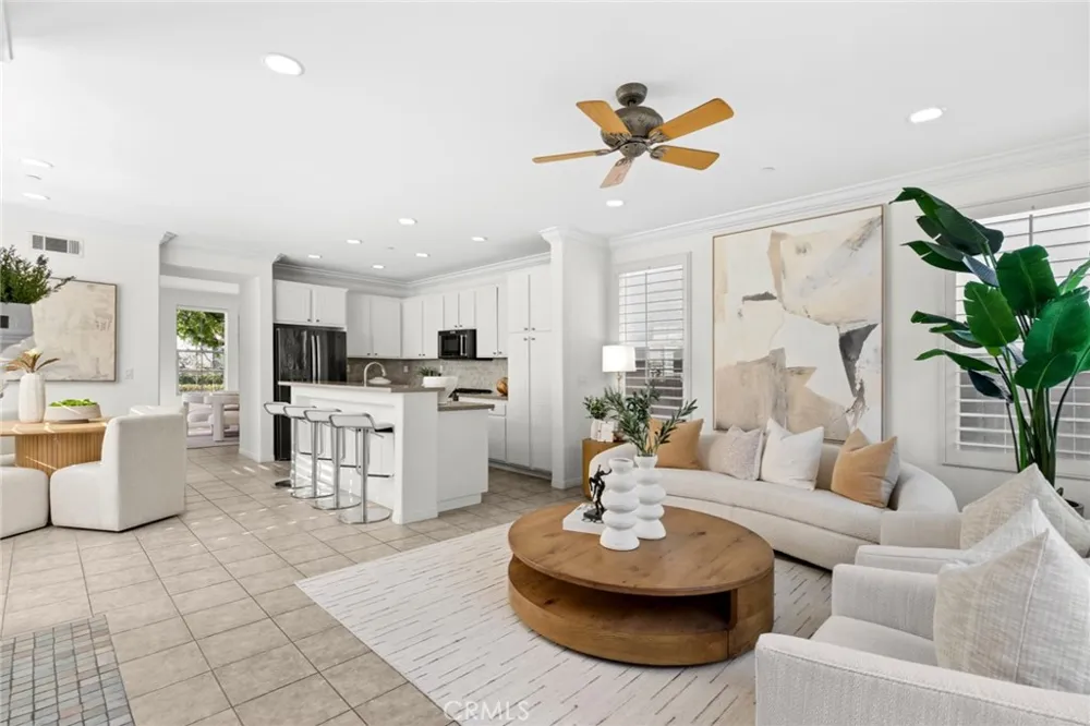 5266 Acorn Huntington Beach, CA 92649