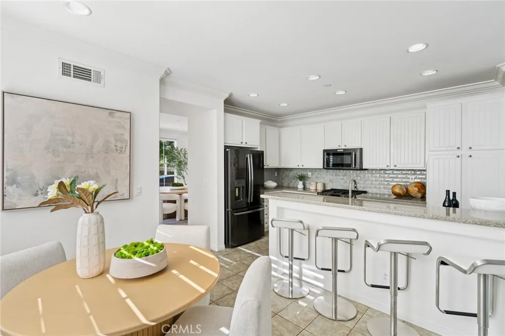 5266 Acorn Huntington Beach, CA 92649