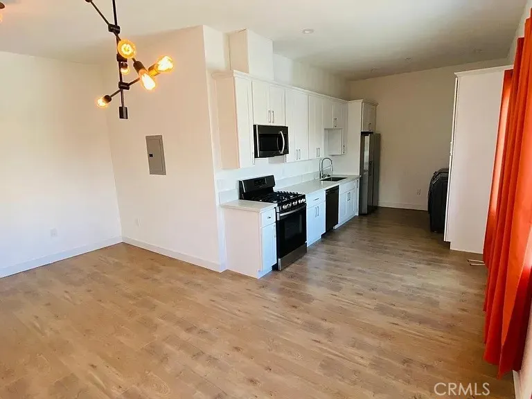 944 Pacific Long Beach, CA 90813