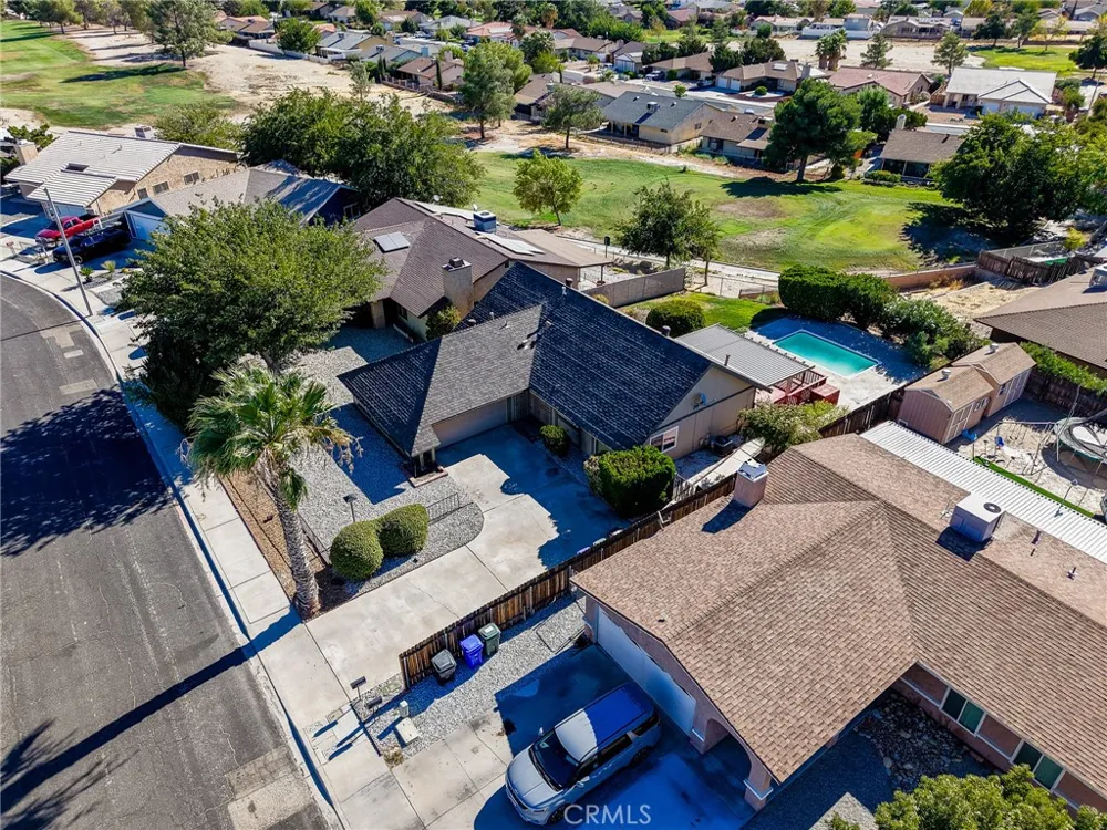 15560 Elmwood Drive Victorville, CA 92395