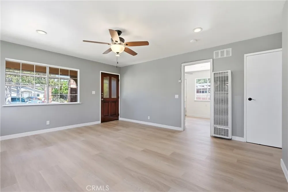 206 E Rosslynn Fullerton, CA 92832