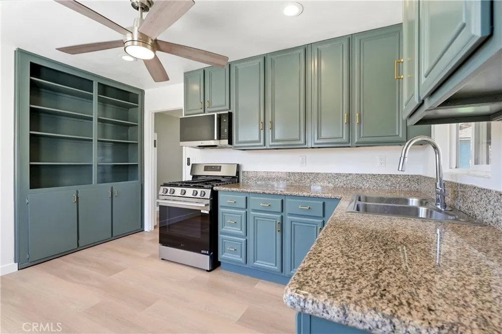 206 E Rosslynn Fullerton, CA 92832