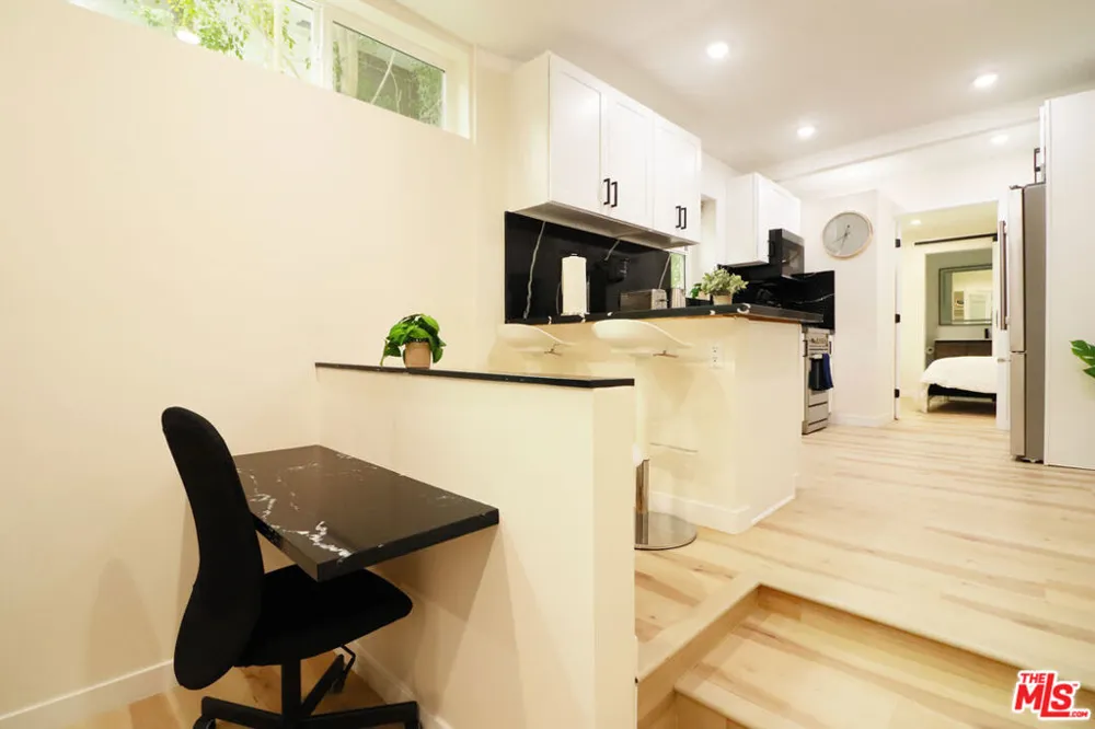 9040 Phyllis Avenue #A2 West Hollywood, CA 90069