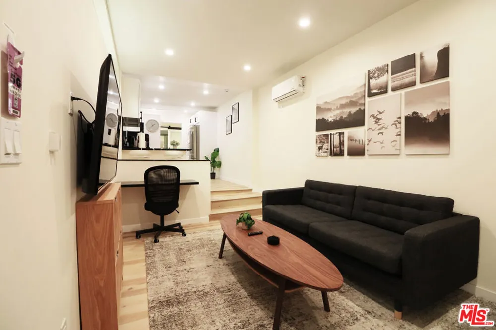 9040 Phyllis Avenue #A2 West Hollywood, CA 90069