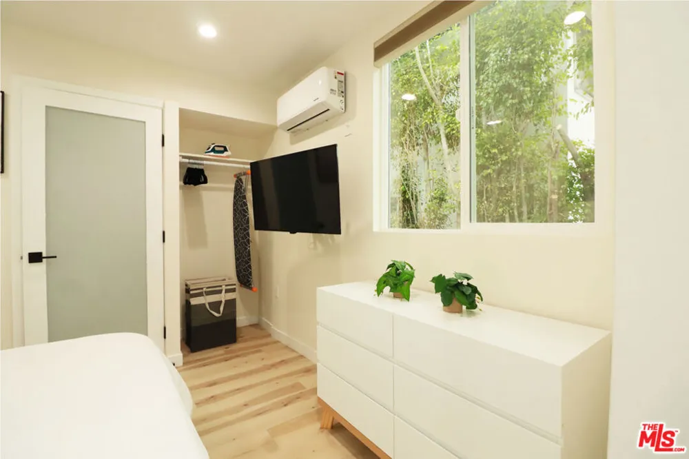 9040 Phyllis Avenue #A2 West Hollywood, CA 90069