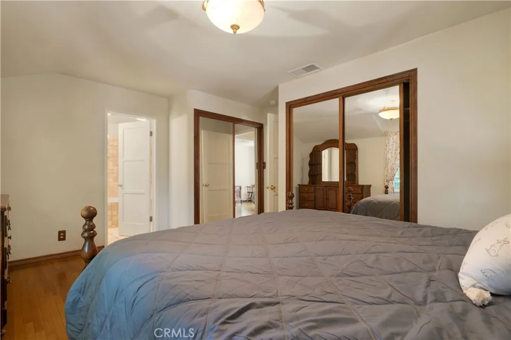 6438 Orion Avenue Van Nuys, CA 91406